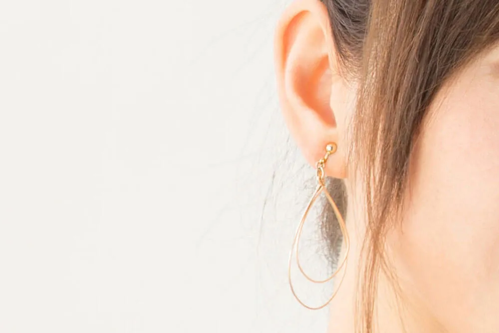 ピアス