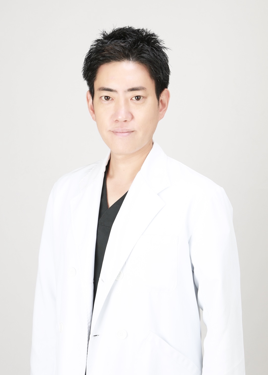 美容外科担当医師 門屋医師